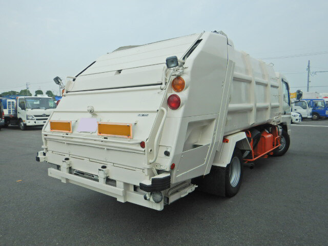 三菱 キャンター 小型 パッカー車(塵芥車) プレス式 KK-FE82EEV｜画像2