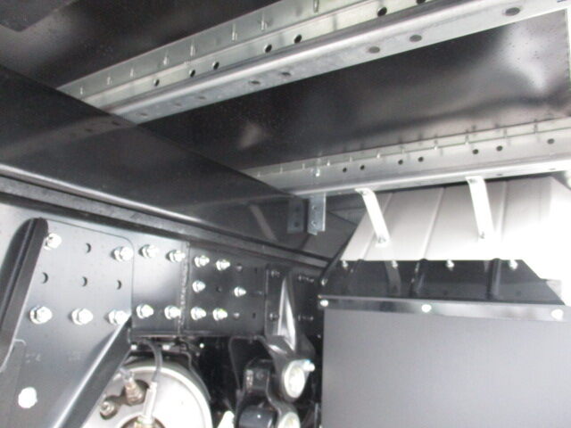 三菱 キャンター 小型 アルミバン サイドドア 2PG-FEAV0｜画像18