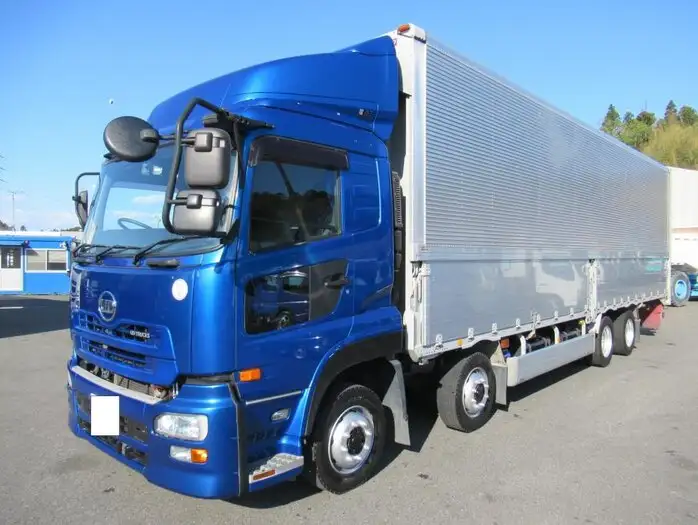 日産UD クオン 大型 ウイング エアサス ベッド の中古トラック【車両No.95057】